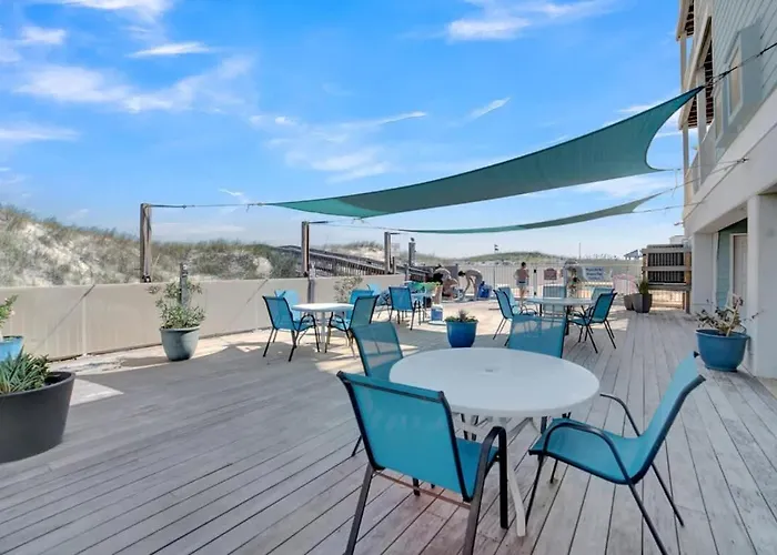 Romar 213 By Current Tides Vacation Holiday home *