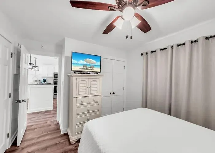 Romar 213 By Current Tides Vacation